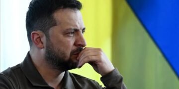 زلنسکی: اوکراین هجوم پیتیده کیره‌کلی نتیجه‌لرگه اِیریشه آلمه‌دی