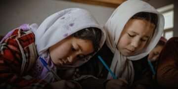 افغانستان‌گه باله‌لرنینگ تعلیمی اوچون 110 میلیون دالر یاردم بېریله‌دی