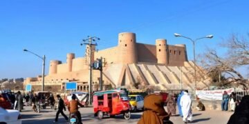 هرات ده ترافیکی بیر حادثه عاقبتیده تۉرت کیشی جان بېریب و آلتی کیشی اېسه یره‌لنگن