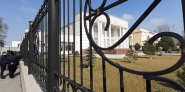 اۉزبېکستان اۉنلرچه باله نی اۉلیمی گه عیب‌دار کیشیلرنینگ محکمه‌سینی تۉختتدی