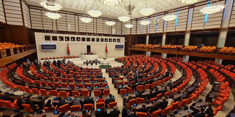 ترکیه پارلمانی، سویدن مملکتینینگ ناتوگه اعضا بۉلیشنی تصدیقلهدی