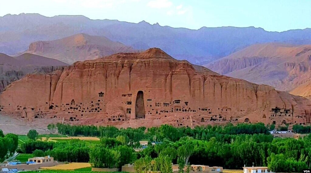 اۉتکن 24 ساعت‌ده بامیان‌ده ایکی کیشی اۉزینی اۉلدیرگن