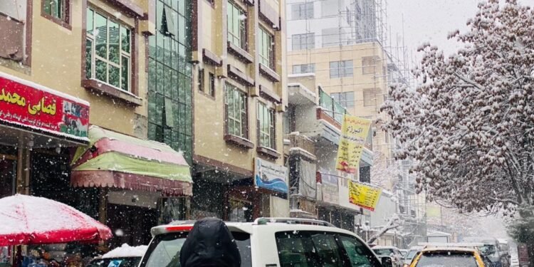 کابل شامل افغانستاننینگ بیر قنچه ولایتلریده قار یاققن