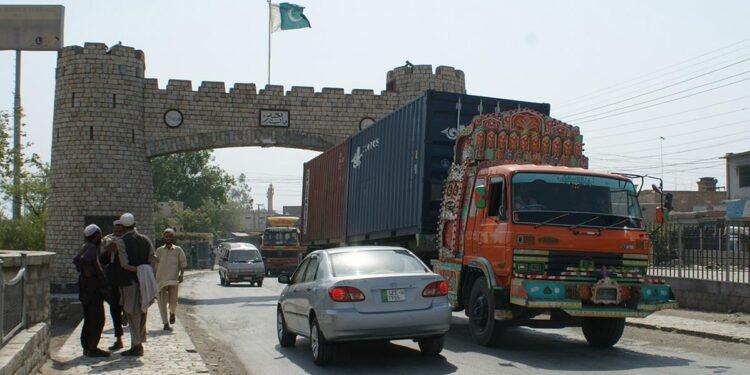 طالبان بیلن پاکستان سوداگرلیک بۉییچه ایریم مساله‌لرگه کیلیشگن