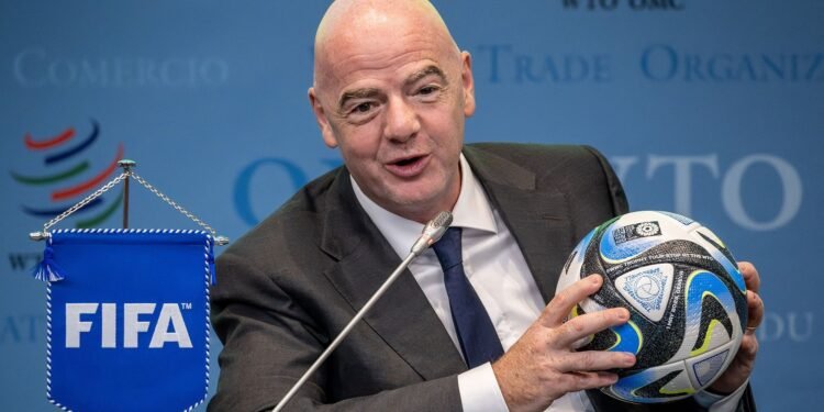 فیفا باشلیغی قنچه معاش آله‌دی؟