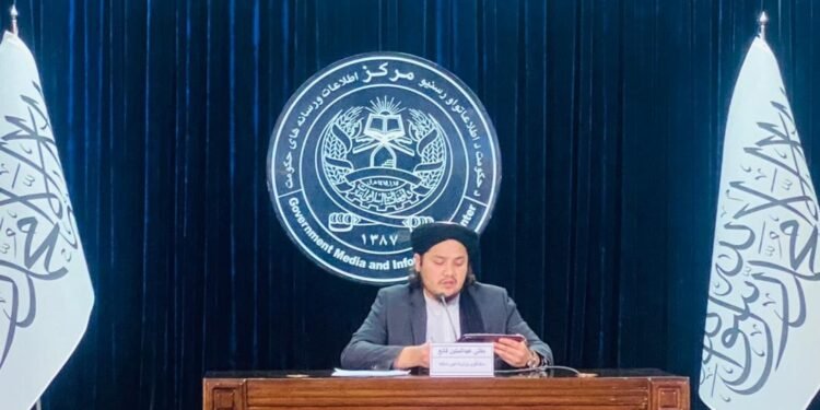 طالبان ایچکی ایشلر وزیرلیگی: افغانستان‌ده آلتی آی ایچیده ۸ مینگ‌دن آرتیق جنایت صادر بۉلگن