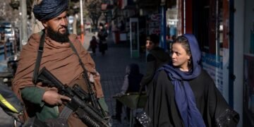 چین تامانیدن قولب_قوتلنگن طالبان حکومتلریگه اۉزگریش کیلتیرمه‌یدی