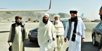 طالبان دین عالم‌لریدن شکل‌لنگن بیر هیات‌نی اۉزبېکستان یوباردی