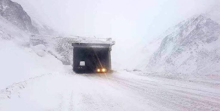 سالنگ عمومی قتناو یۉلی ترافیک یوزیگه یاپیلدی