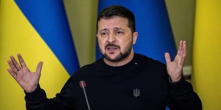 اوکراین اوروشی‌نینگ دوامی؛ زلنسکی کوچلری آرت‌گه قیتیشی‌دن آگاه‌لنتیردی