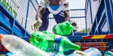 بیرلشکن ملتلر تشکیلاتی: سیاره‌میز چیقیندی‌لرگه غرق بۉلماقده