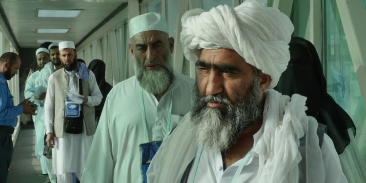 افغانستان‌دن بو ییل ۳۰ مینگ کیشی حج‌گه قتنه‌شیشی کوتیله‌دی