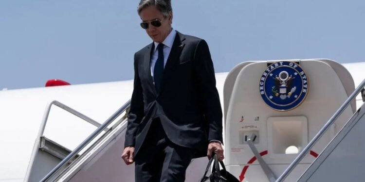 بلینکن ریاض‌دن اردن‌گه تامان یۉل آلگن