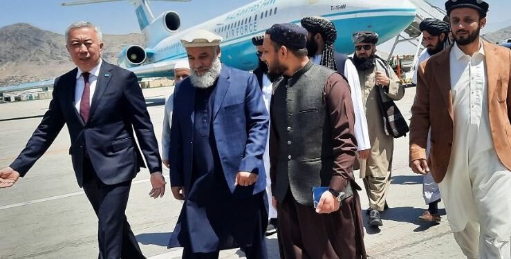 قزاقستانلیک رسمی بیر هیات کابلگه سفر قیلگن