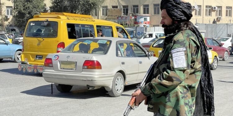 آزادلیک جبهه‌سی آلتی طالب‌نی اۉلدیریب و یره‌لنتیرگنینی ادعا قیلدی