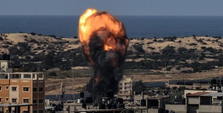 اسراییل رفح‌گه بۉلگن ینگی هوایی هجومی اۉنلرچه فلسطین‌لیک اۉلیب و یره‌لنیشیگه باعث بۉلدی