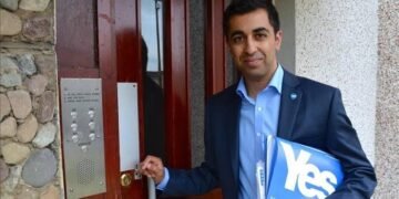 اسکاتلند باش وزیری حمزه یوسف استعفاگه چیقدی