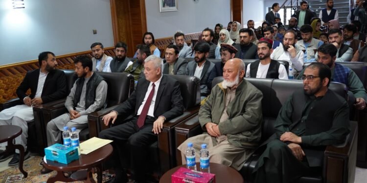 دولتی حمایه‌سیزلیک تلاش‌لر؛ اۉزبېک فرهنگی‌لر یالغیزلیککه تیل و مدنیت رواجی اوچون کوره‌شماقده