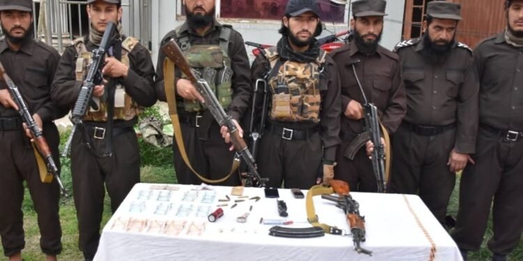 تخارده اوغری‌لیککه عیب‌لنگن بیر کیشی طالبان تامانیدن اۉلدیریلدی