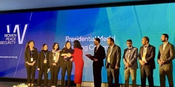 کوزوو جمهورلیک ریاستی نینگ جسارت مدالی افغانستان‌لیک عیال‌لر گه تاپشیریلگن