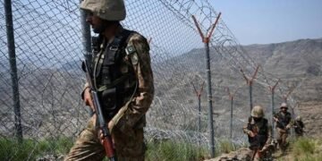 یېتی عصیانچی افغانستان و پاکستان چیگره‌سیده اۉلدیریلگن