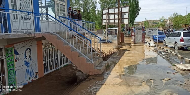 غورده سوو تاشقینلری اۉنلرچه قربانلیک آلگن