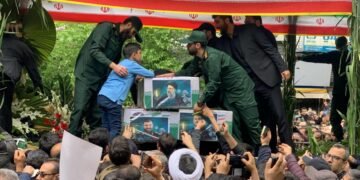 ایران جمهور باشلیغی پنجشنبه کونی توپراققه تاپشیریله‌دی