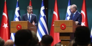 ترکیه و یونان رهبرلری اوچره‌شووی؛ همکارلیکلر آشیشی تاکید اېتیلدی