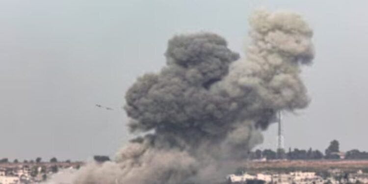 رفح‌ده باش‌پناه‌ ایزلاوچیلرگه قرشی ینه هجوم؛ اۉنلرچه کیشی اۉلیب و یره‌لندی