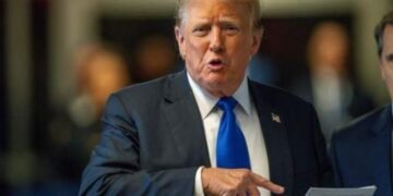 امریکاده‌ اوتکزیلگن بیر محکمه ترامپ‌نی متهم تانیدی