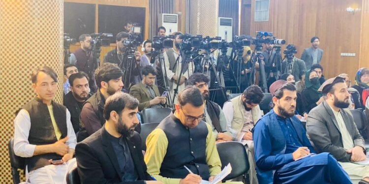 اۉچینچی می خلق‌ارا یېتکرمه‌لر اېرکین‌لیک کونی‌گه ماس دیر