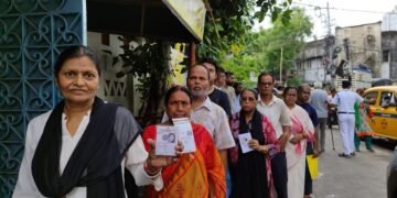 هندوستان سیلاوی نینگ آوازلرینی سنه‌ش جریانی اېرته باشلنه‌دی