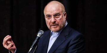 ایران جمهورلیک ریاست نامزدلری افغانستان بیلن چیگره‌ده دیوار قوریلیشینی بیلدیردی