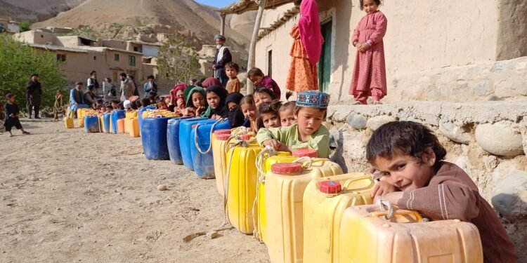 تالقان منطقه‌لریدن بیریده سوو آزلیگی معماسی