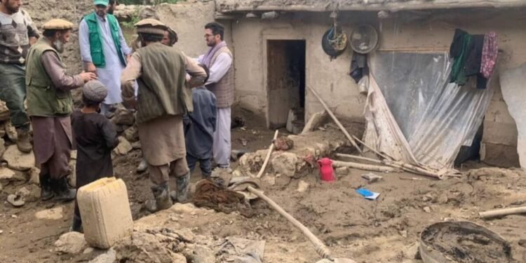 بدخشان‌ده ییر سیلجیشی؛ ایکی کیشی اۉلیب و آلتی کیشی یره‌لندی