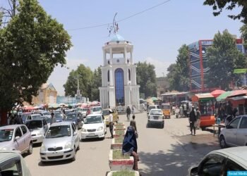 تخارده نان ساتووچی عیاللر طالبان تامانیدن اوشلنگن