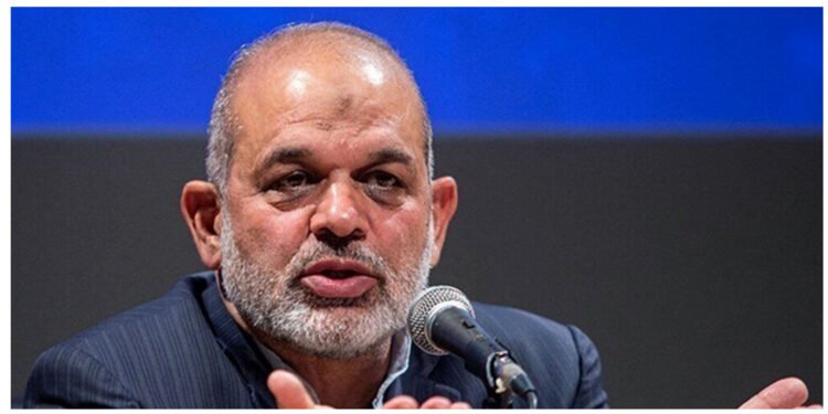 ایران ایچکی ایشلر وزیری ناقانونی مهاجرلر چیقاریلیشینی بیلدیردی