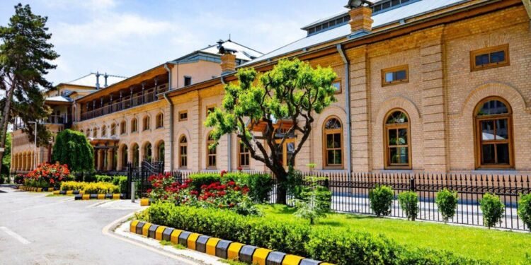 طالبان: مملکتلر بیلن خوفسیزلیک مسالهلری خصوصیده سۉزلهشووگه تیارمیز