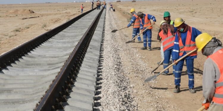 طالبان کابینه‌سی آقینه-اندخوی تیمیر یۉلی توغریسیده بحث قیلدی