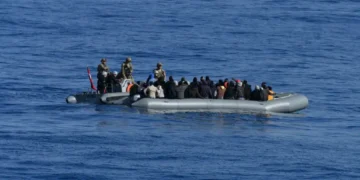 ترکیه حربی کوچلری تامانیدن یوزگه یقین باش‌پناه ایزلاوچی اوشلنگن