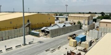 طالبان مدافعه وزیرلیگی: بگرام‌ده اوچووچی‌سیز اوچاق‌لرگه قرشی تیزیم قوریلمه‌گن