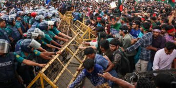 بنگله‌دیش‌ده‌گی ترتیب‌سیزلیکلر شاشیلینچ وضعیت‌لرنی آلیب کېلدی