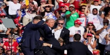 ترامپ قورالی هجومچی‌لر هجومی‌دن امان قالدی