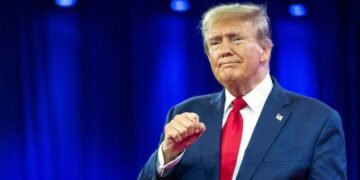 دونالد ترامپ: جمهور باشلیغ بۉلگنیمده اوکراین و غزه اوروش‌لرینی یکونلنتیره‌من