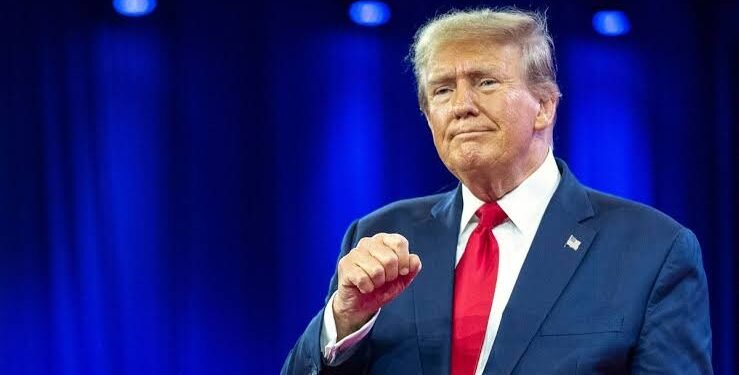 دونالد ترامپ: جمهور باشلیغ بۉلگنیمده اوکراین و غزه اوروش‌لرینی یکونلنتیره‌من