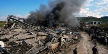 اسراییل هجوملریده لبنان‌لیک حزب الله نینگ حربی انبارنی نشان‌گه آلدی