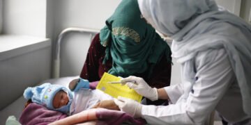 افغانستان‌ده قیزه‌میق کسل‌لیگیگه چلینگنلر رقمی ۴۰ مینگ کیشی ییتیشگن