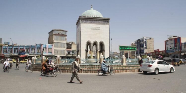 قندهارده لواطت‌گه عیبلنگن بیش کیشی طالبان تامانیدن جزالندی