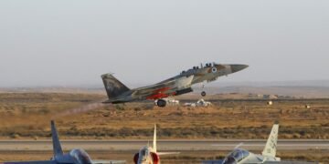 آکسیوس: ایران اسراییل برابریده هجوم اویوشتیریش اوچون تیارگرلیکلرنی آلگن