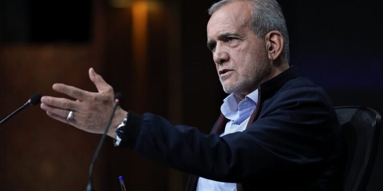 ایران ینگی جمهور باشلیغی کابینه‌سی اوچون تکلیف‎‌لرینی تانیشیردی